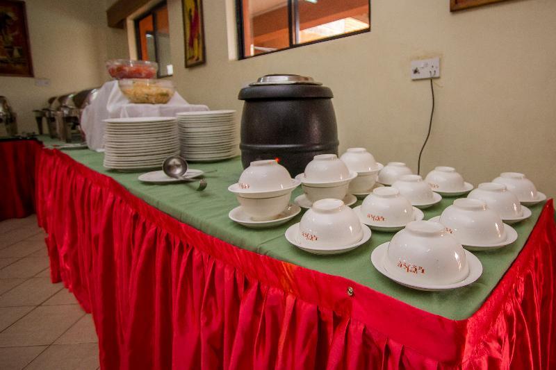 The Luke Hotel - Cravers Thika Экстерьер фото