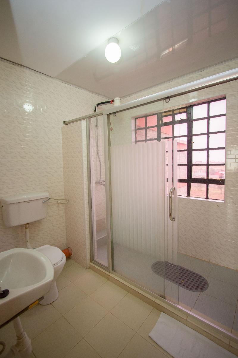 The Luke Hotel - Cravers Thika Экстерьер фото